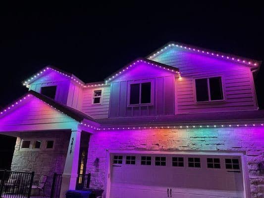 Transform Your Home with Spectacular Holiday Lights